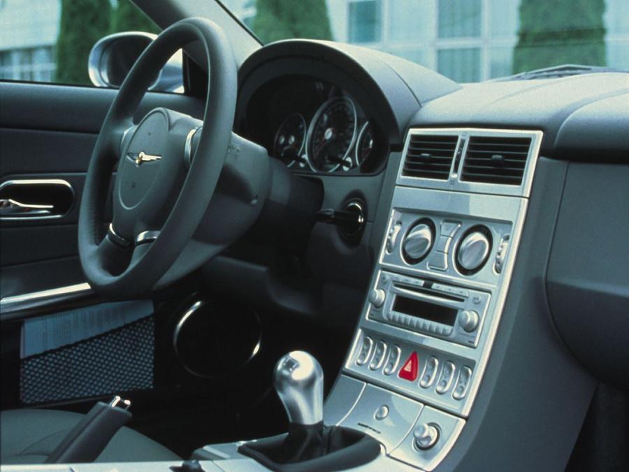  Chrysler Crossfire Limited Coupe 2004 года  (фото 11 из 23)